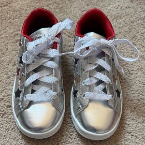 Skechers Girls Silver Star Lace-Up Sneakers with Red Lining